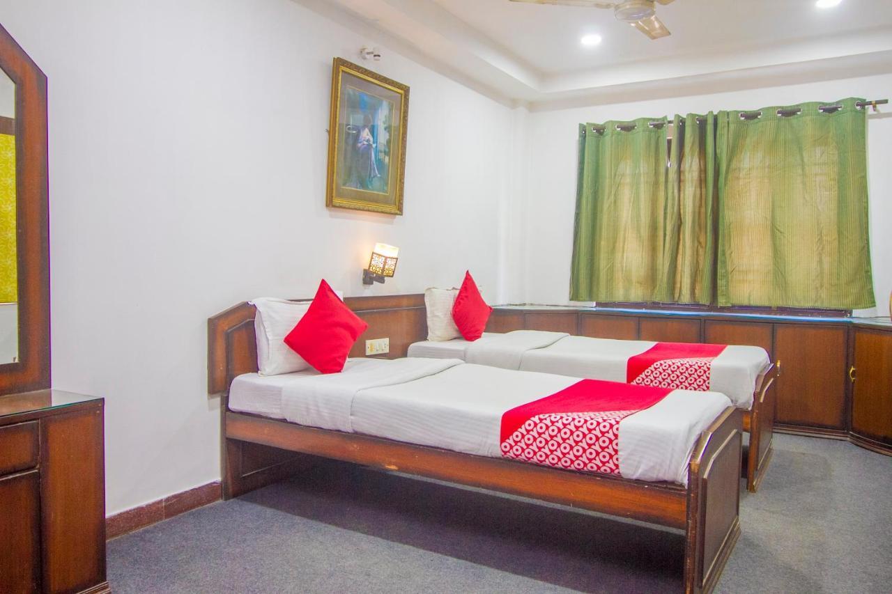 Hotel Oyo The Mapple Siliguri Esterno foto